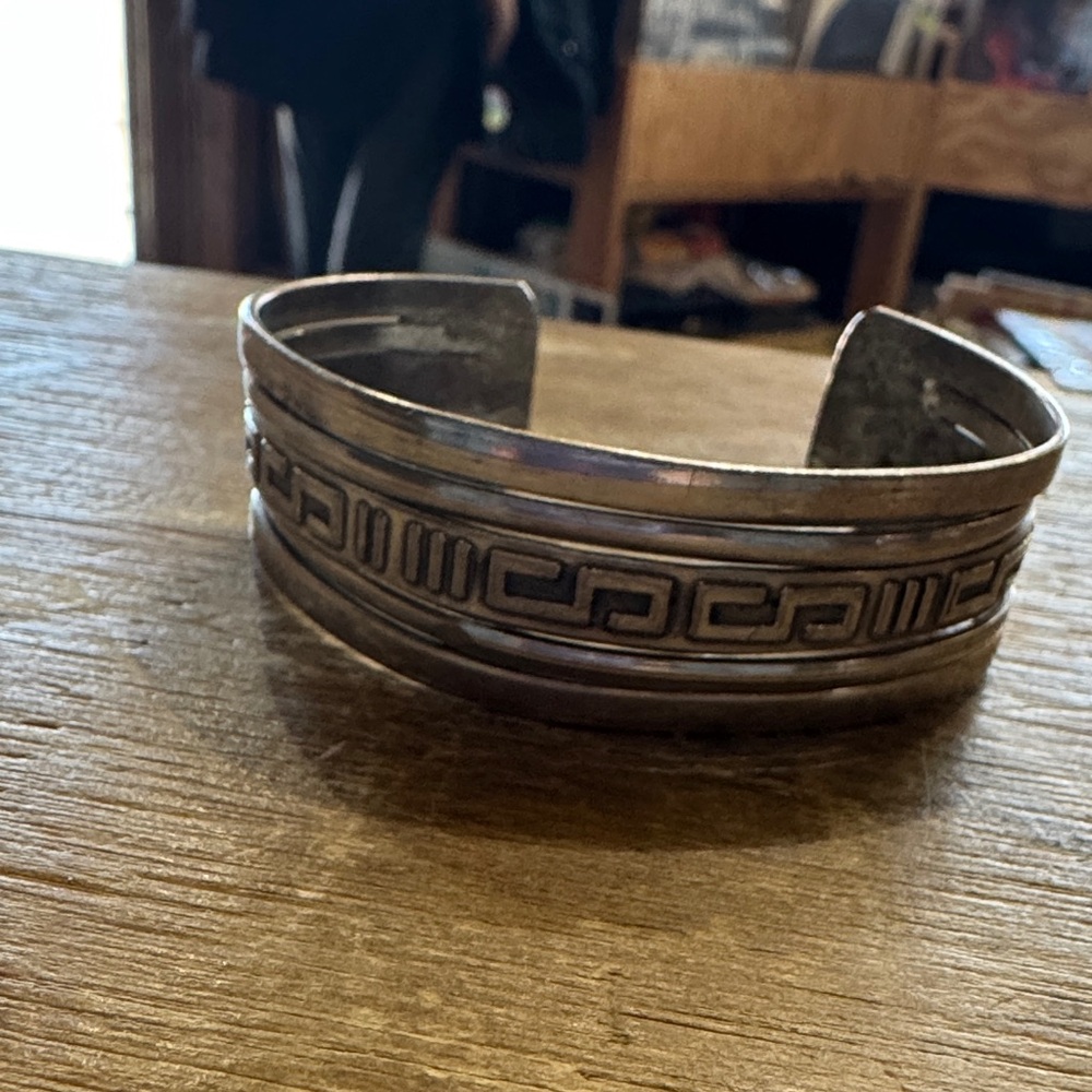 Consignment Item.. Silver Geometric Patterned Men… - image 1